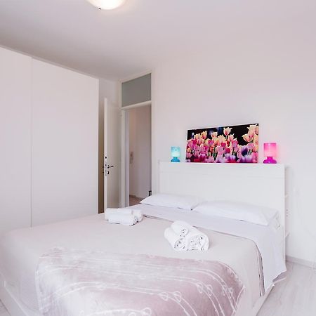 Bilocale Via Forni Apartment Udine Exterior foto